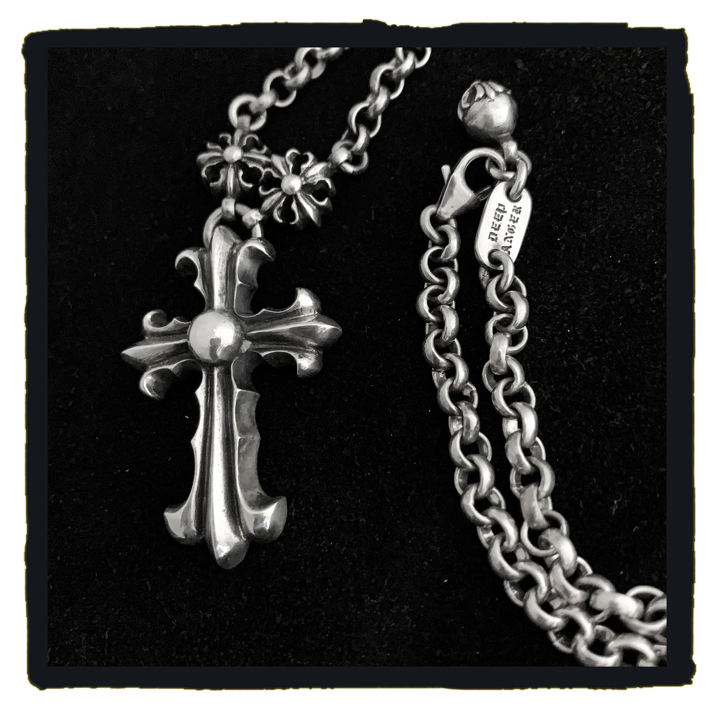 01-N0023B - starry charms necklace - Fancy Cross