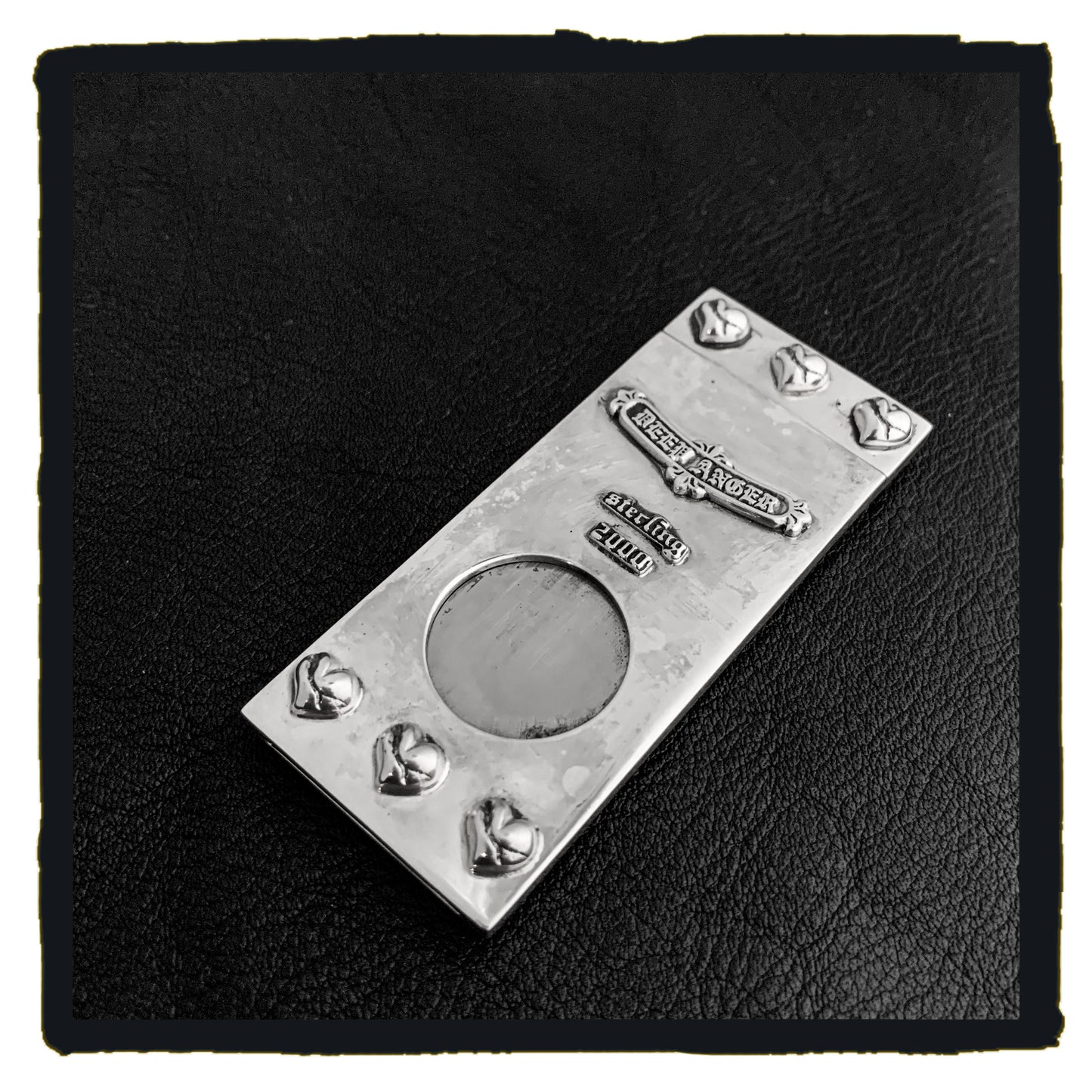 01-SA007D sterling silver broken heart fancy cigar cutter