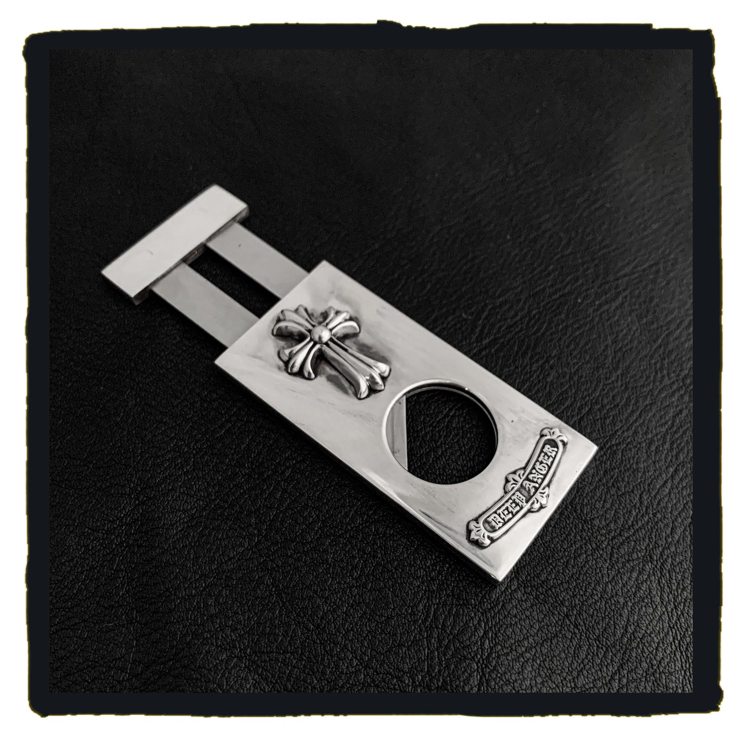 01-SA006B sterling silver classic cross cigar cutter