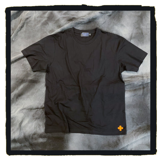 new arrival - classic tee - leather petit maltese tee