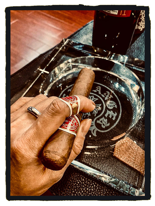 puff puff puff - romeo & julieta wide churchills