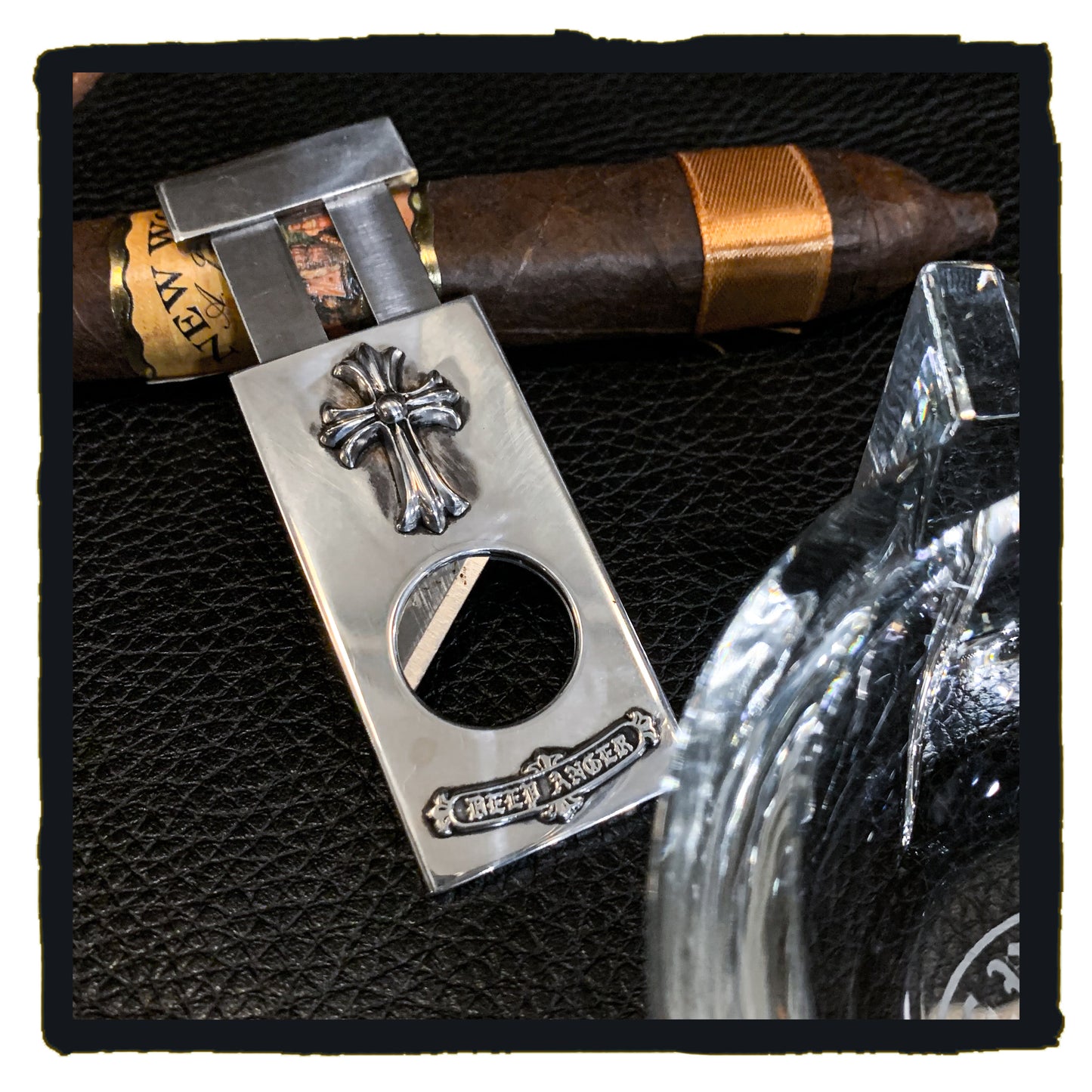 01-SA006B sterling silver classic cross cigar cutter
