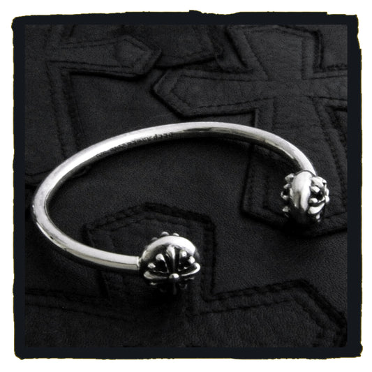 01-bg008a16 bangle - twins charmer - fancy maltese