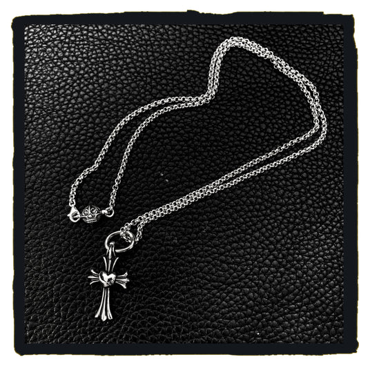 01-N0021D - r&r classic necklace with mini cross heart charms