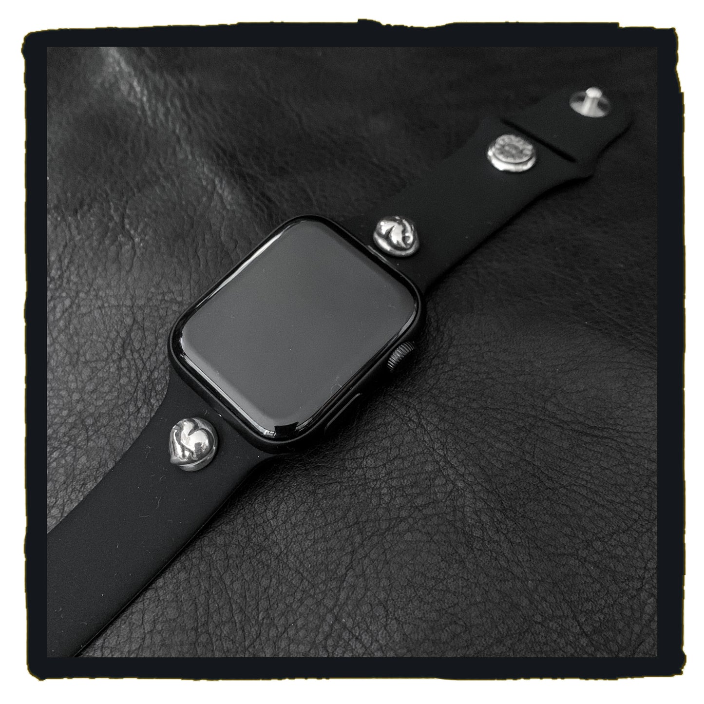 01-w0022sscbk - i watch rubber strap / s stud broken heart