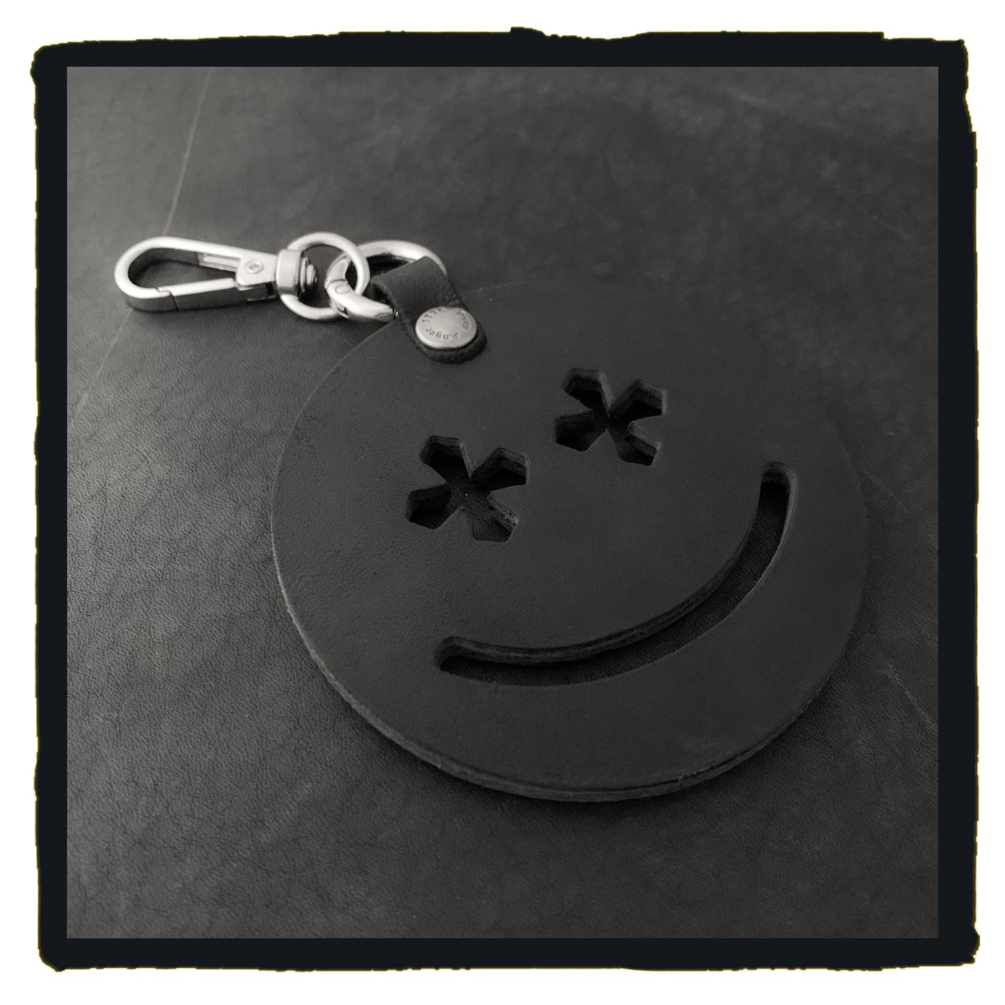 20-c001ah this is life leather charms-happy