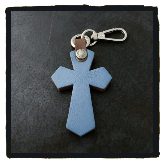 20-C003b1c leather cross charms #1