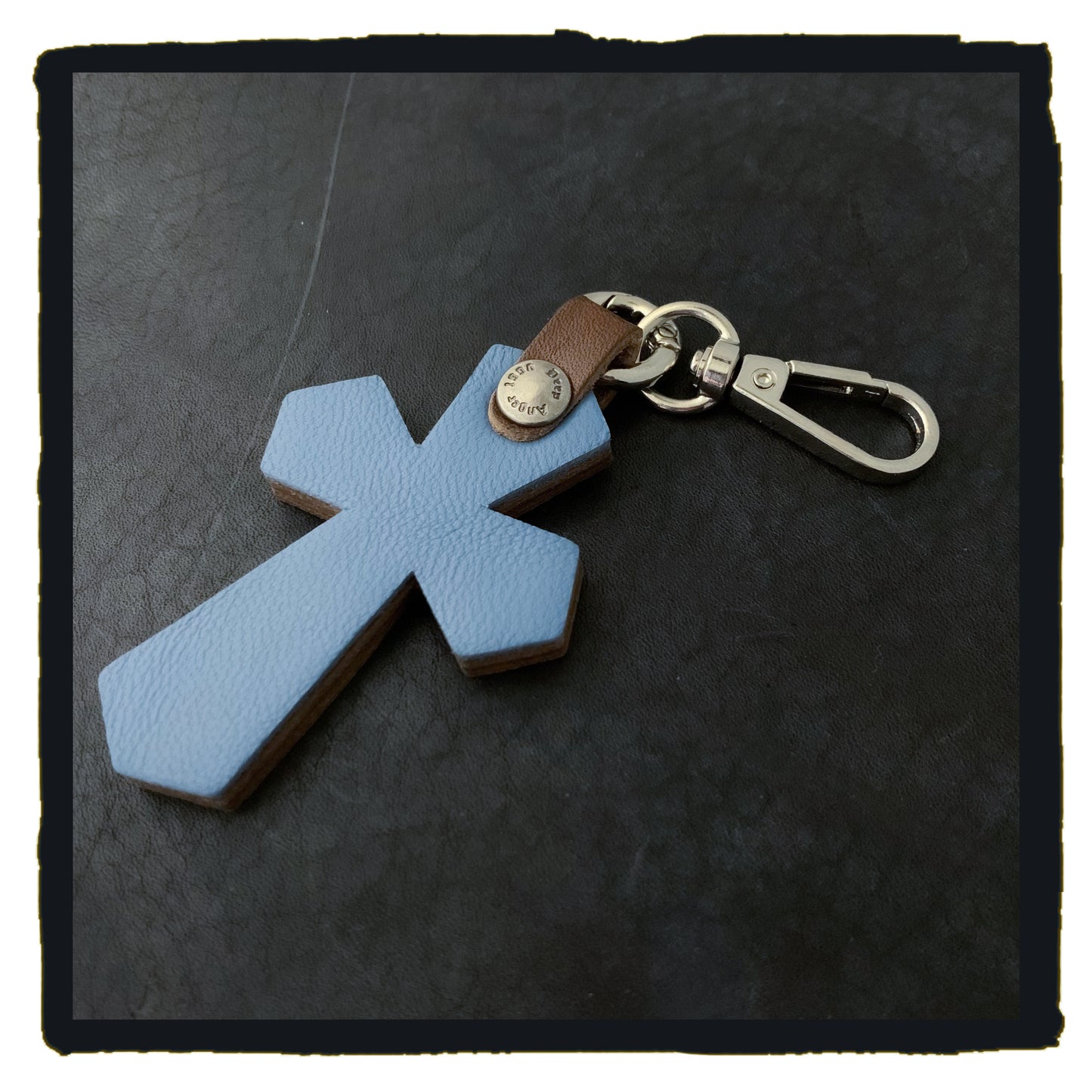 20-C003b1c leather cross charms #1