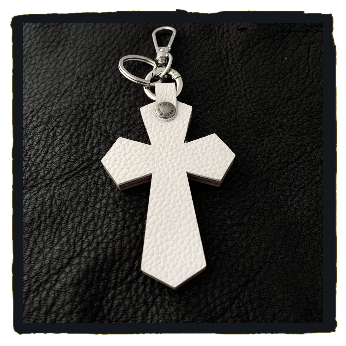 20-c003b2c leather cross charms #2