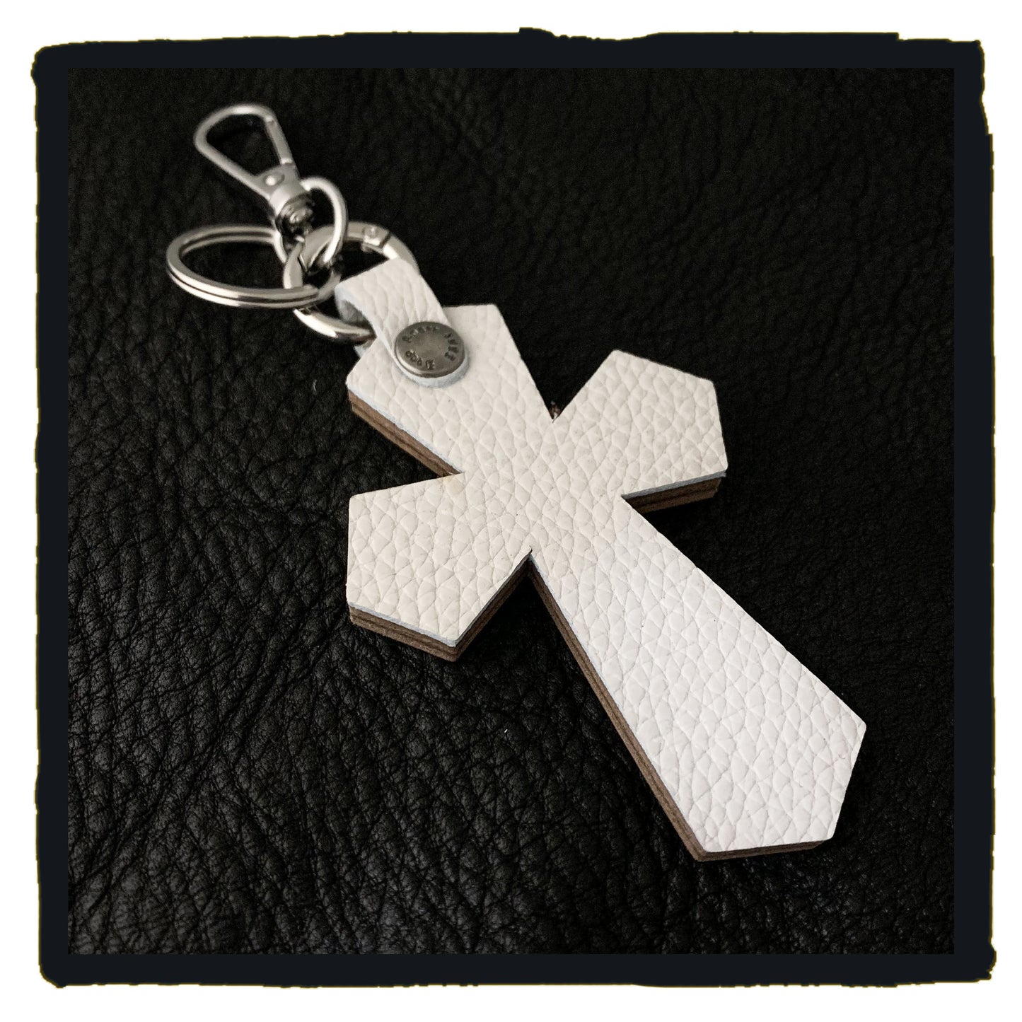 20-c003b2c leather cross charms #2
