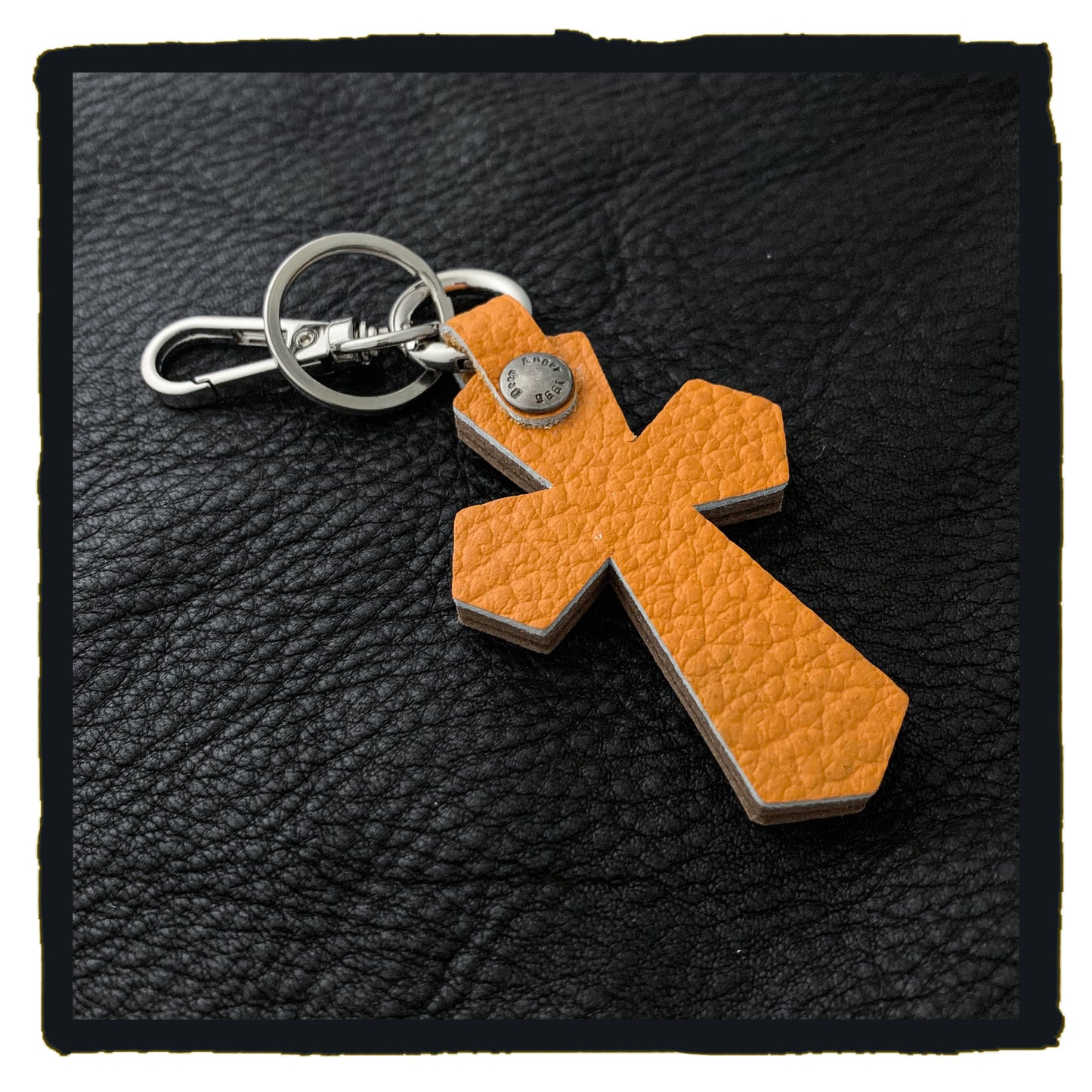 20-C003b1c leather cross charms #1