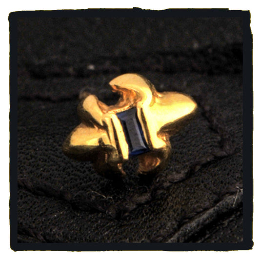 05-SE001A sapphire petit fleur de lys gold earring (price are for one)