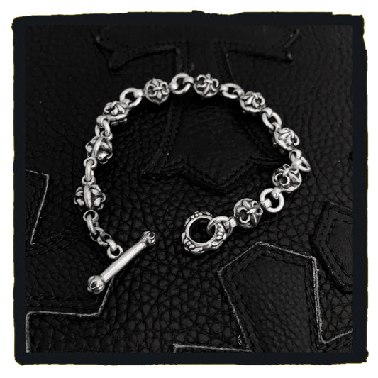 01-b0001c s charmer fleur de lys bracelet