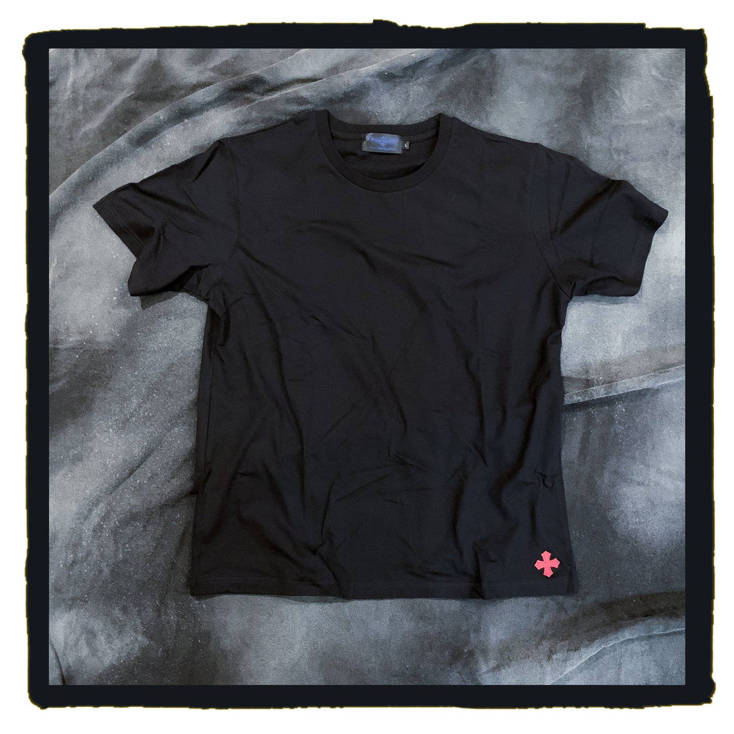 new arrival - classic tee - leather petit maltese tee