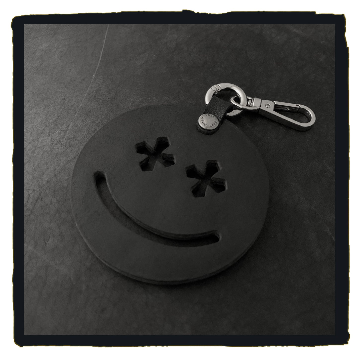 20-c001ah this is life leather charms-happy