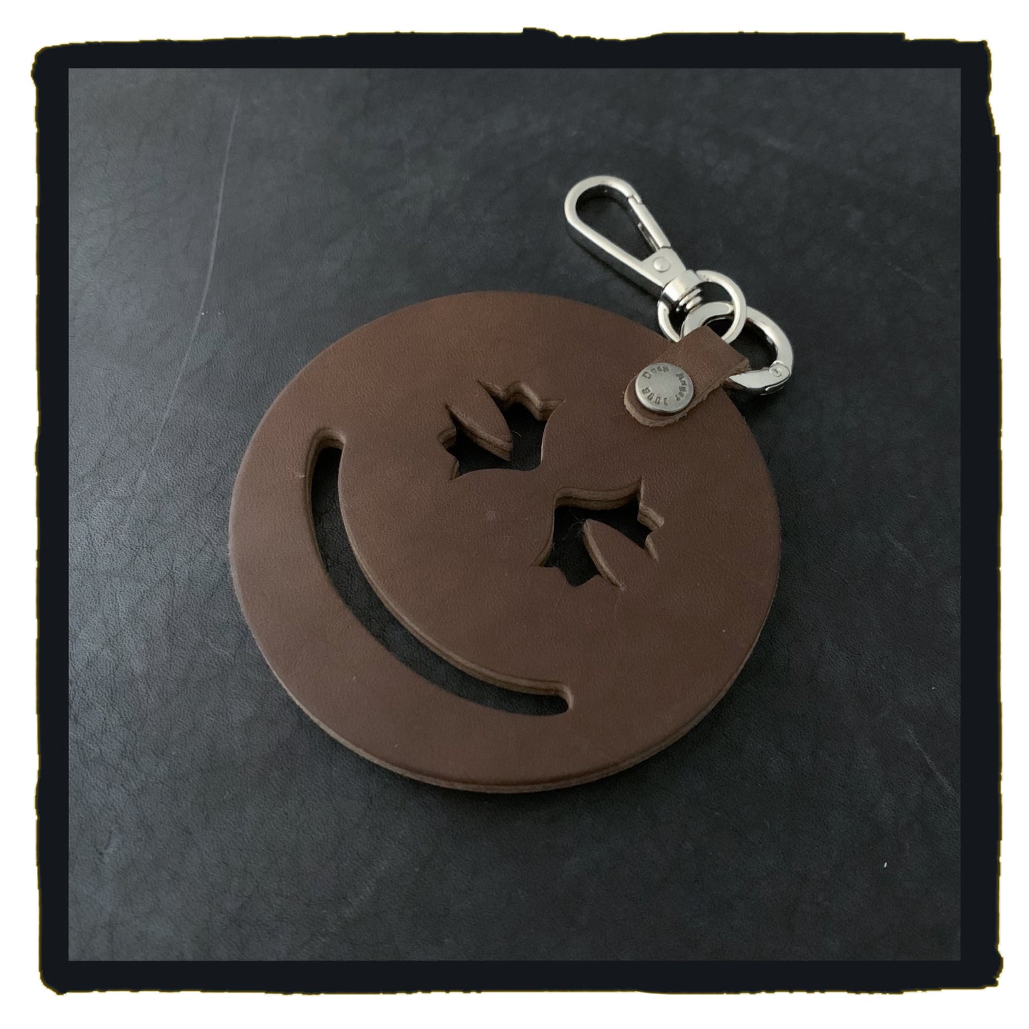 20-c001bj this is life leather charms-joy