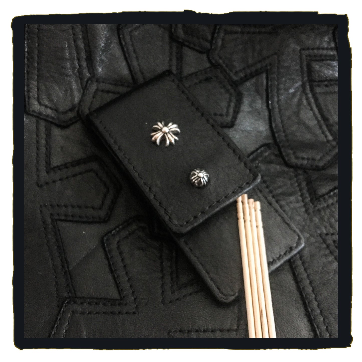 20-LC041A  md toothpicks leather case