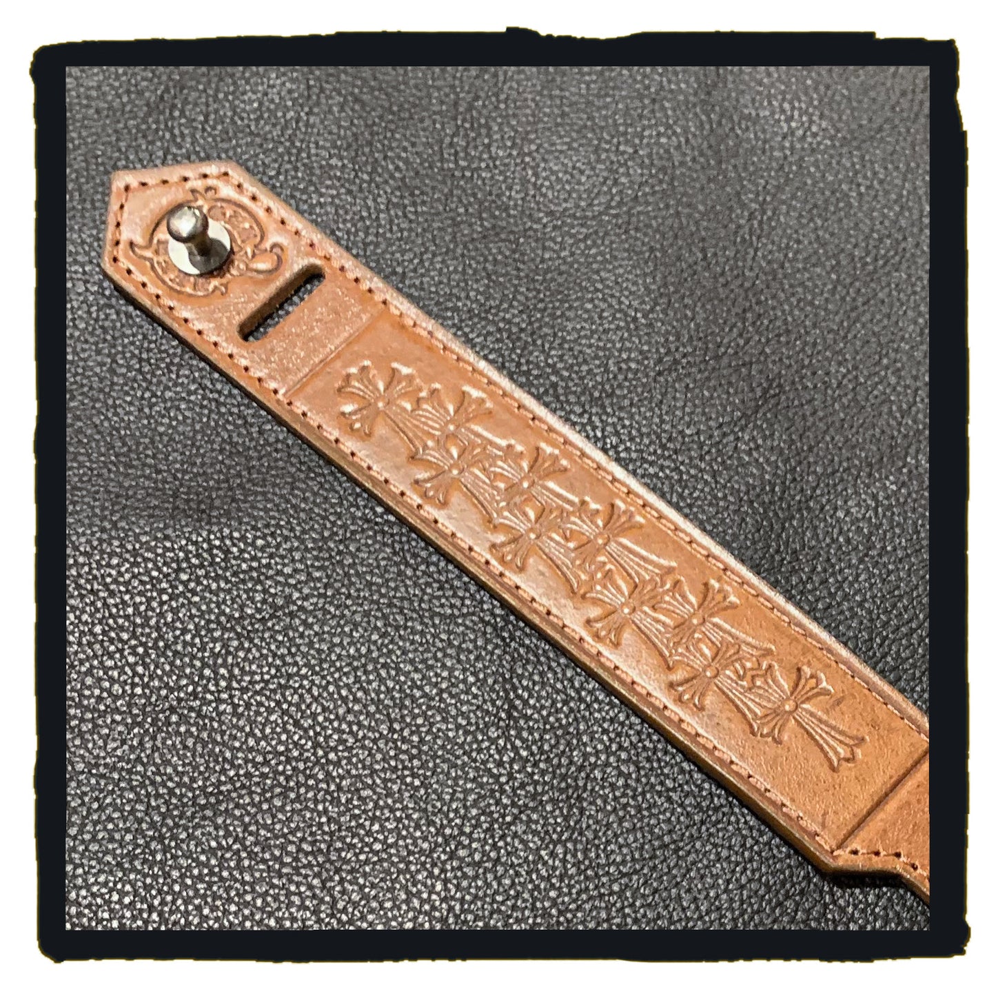 SALE - 12-br0011 da cross leather strap (80% off)