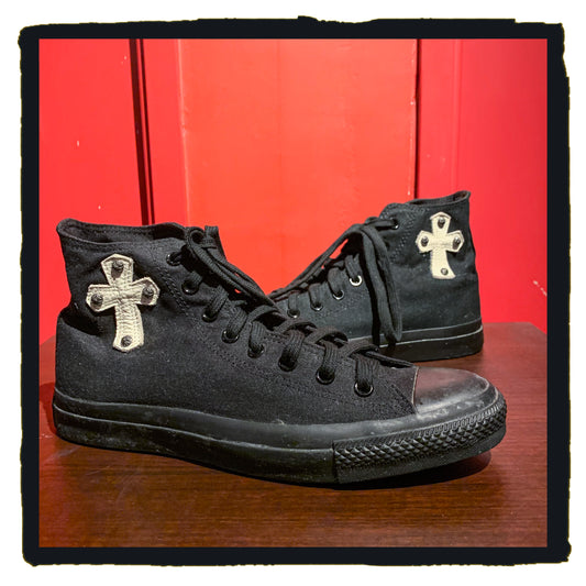 SALE - da cross converse mid cut sneaker  was hk$1690 now