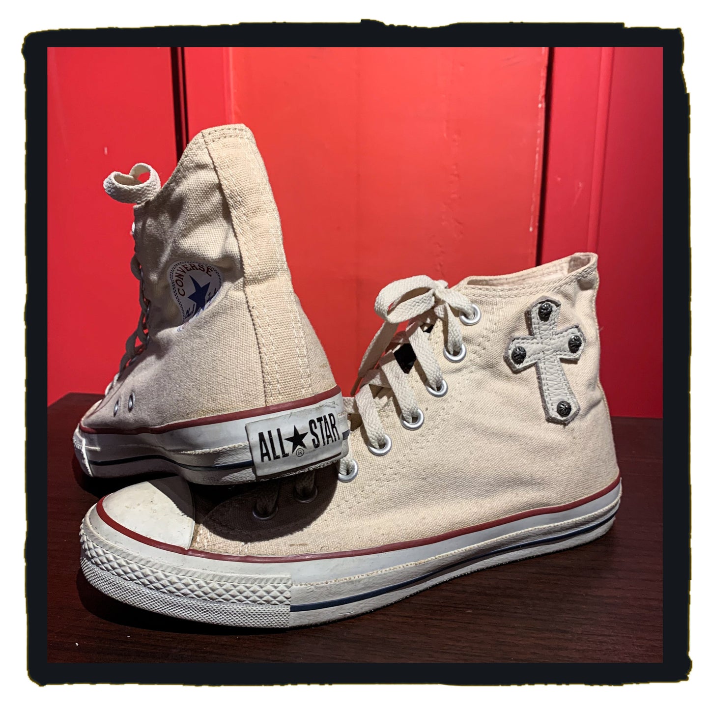 SALE - da cross converse mid cut sneaker  was hk$1690 now