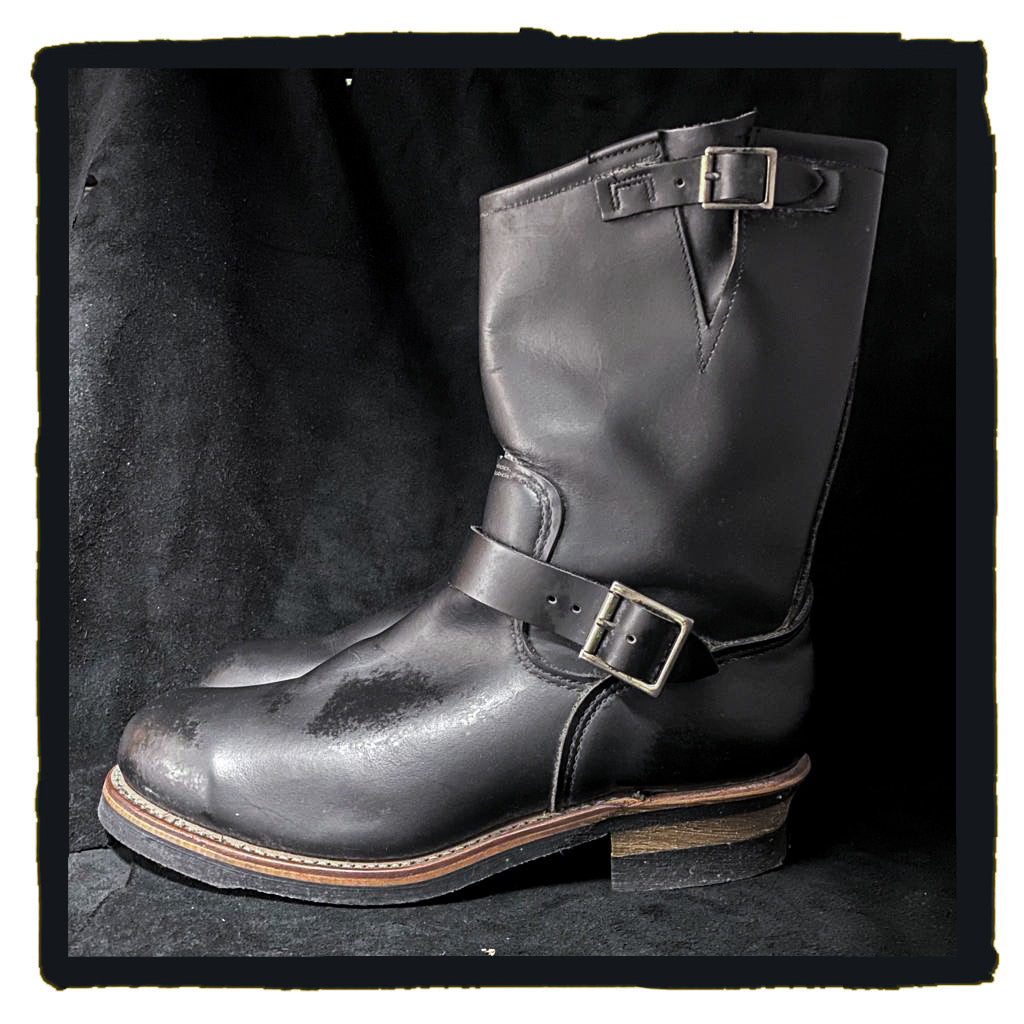 vintage red wing biker boots – deep anger